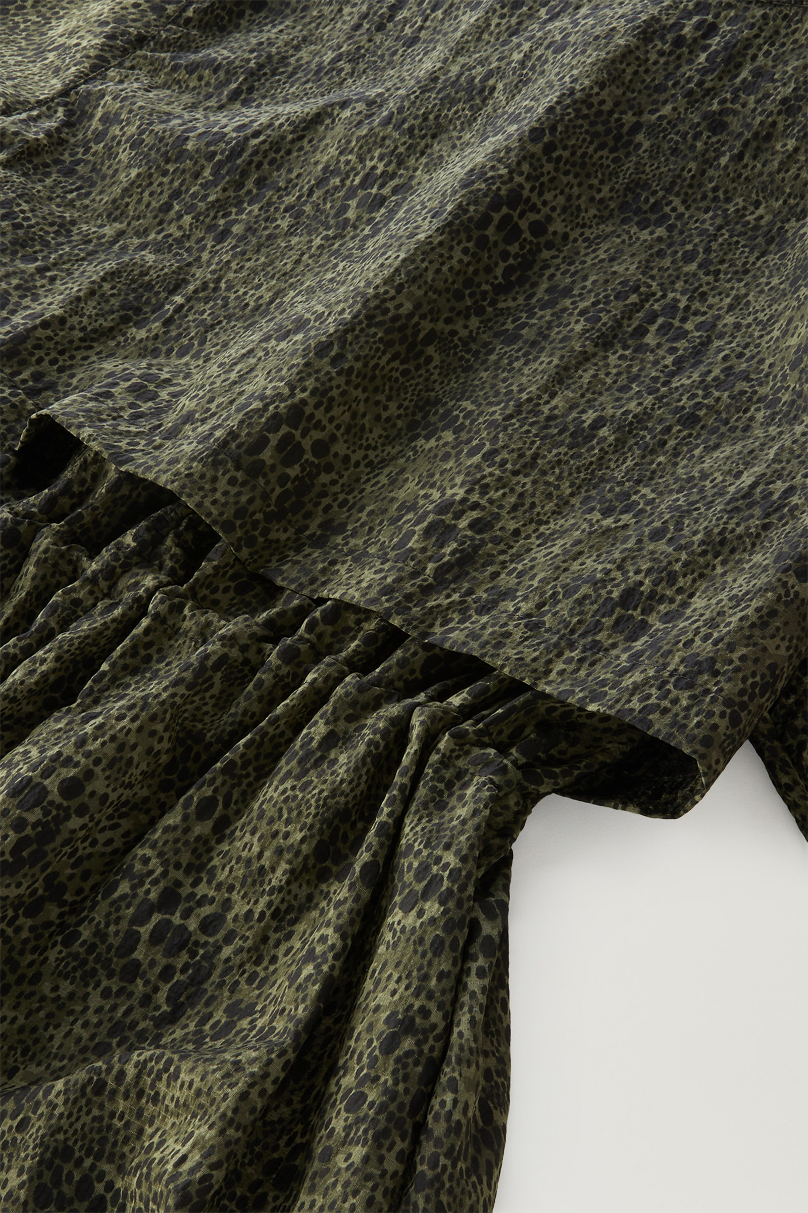 Vestito in nylon crinkle Ripstop con motivo camouflage verde photo 10 | Woolrich