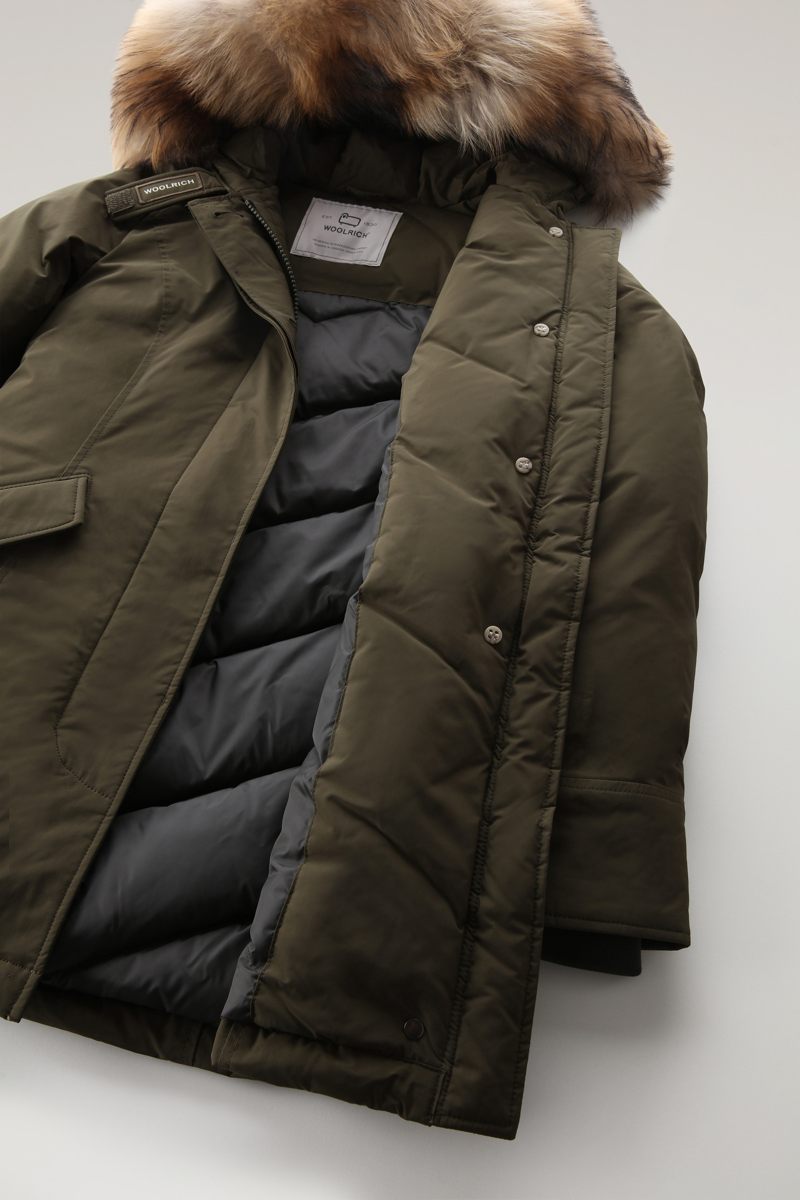 PARKA ARCTIC WOOLRICH DARK GREEN O MELTON BLUE Talla L Color VERDE OSCURO