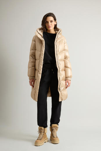 Aliquippa Long Down Jacket in Glossy Nylon Beige | Woolrich