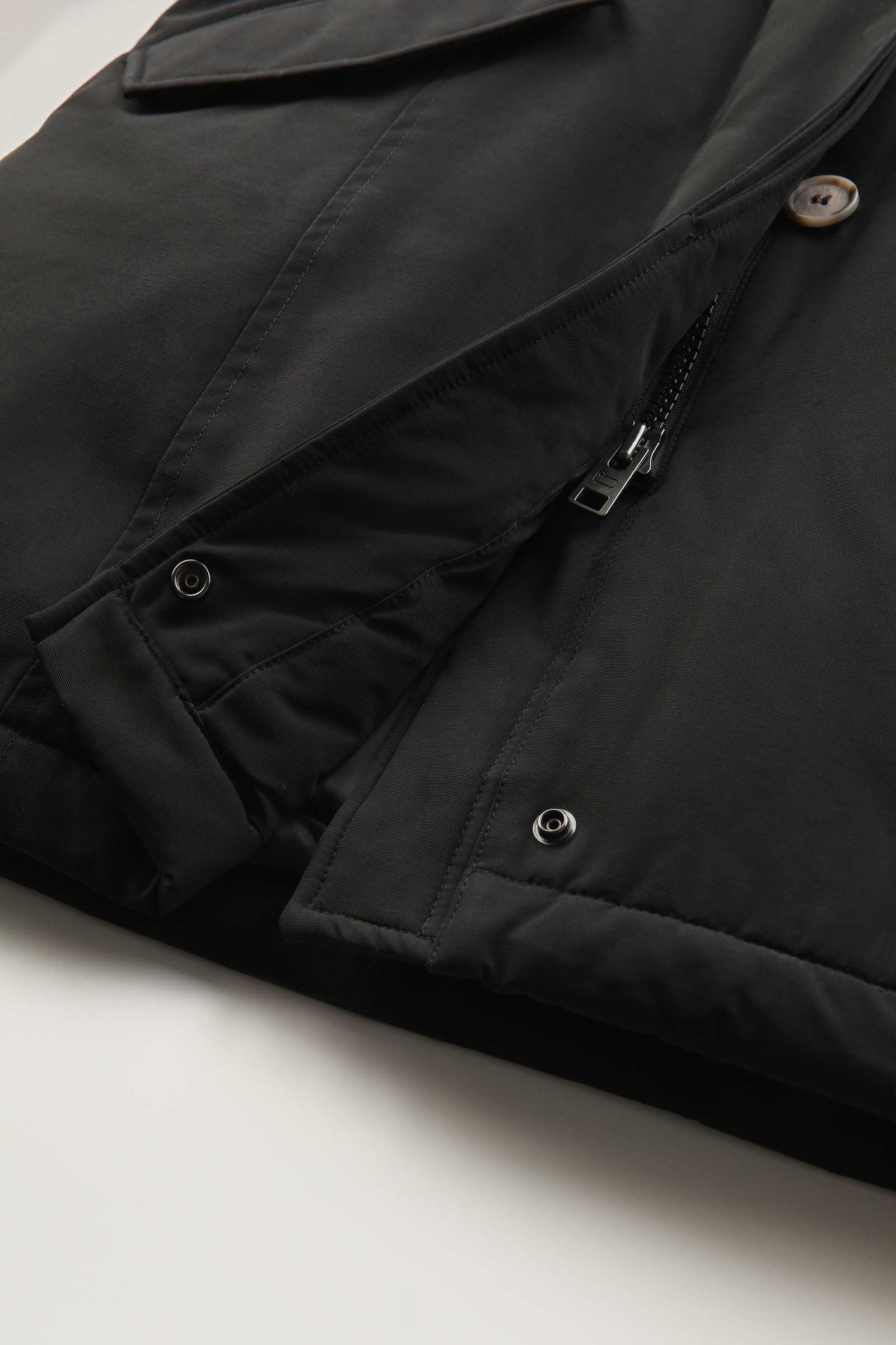 Arctic Parka en Ramar Cloth avec fourrure amovible noir photo 9 | Woolrich