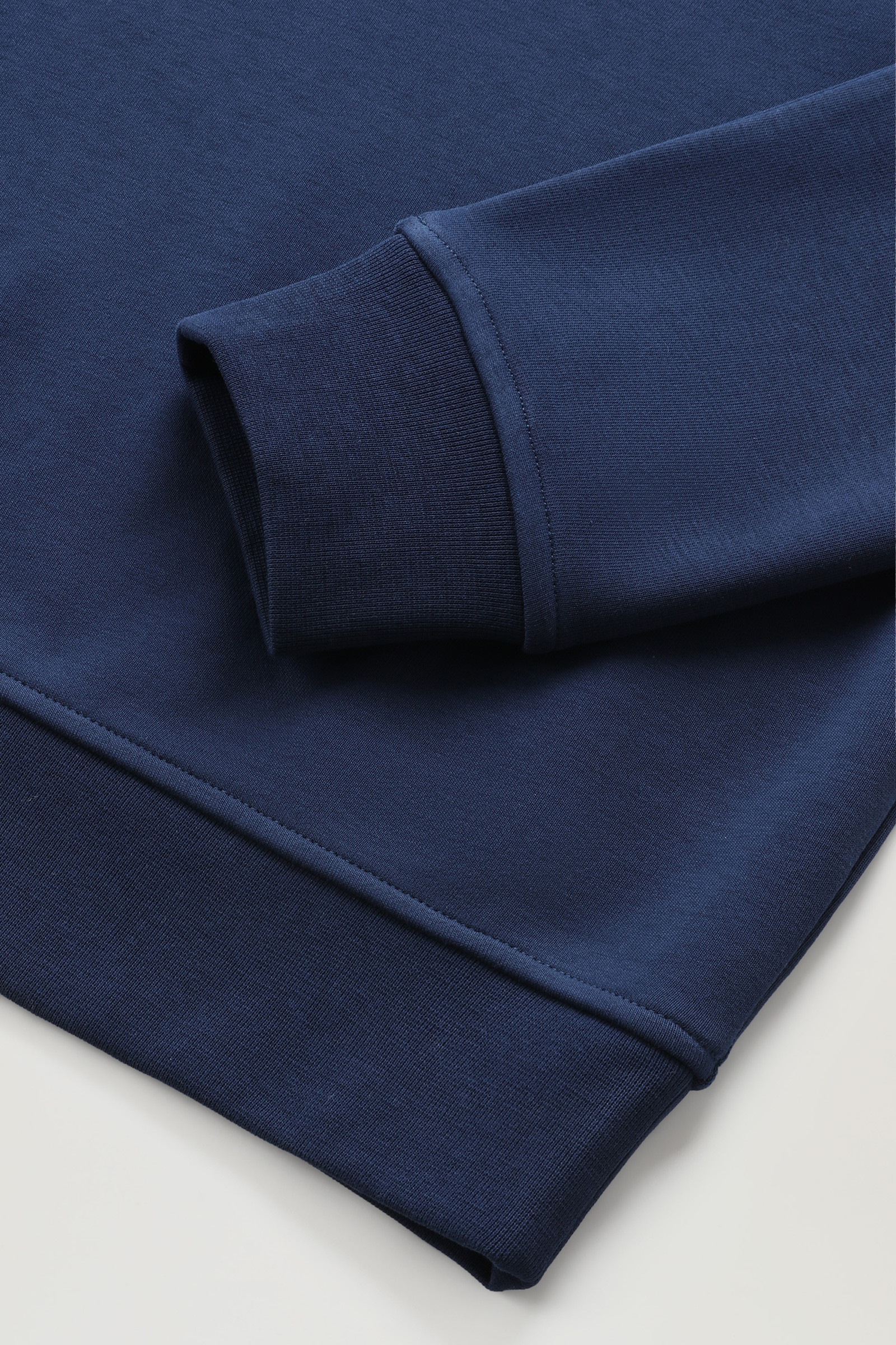 Leichtes klassisches Sweatshirt mit Rundhalsausschnitt Blau photo 3 | Woolrich
